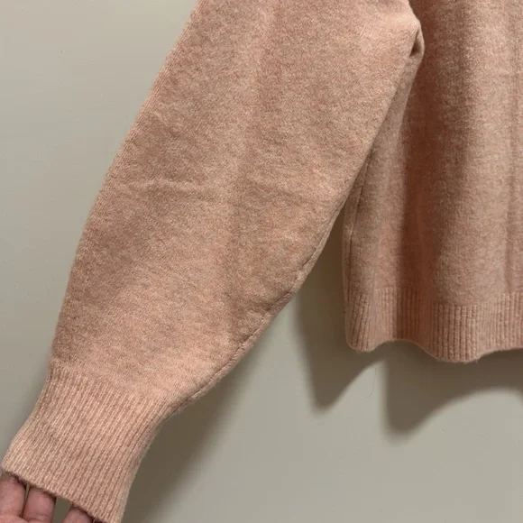 Uniqlo Souffle Yarn Long Sleeve Cardigan in Size S - Picture 10 of 16